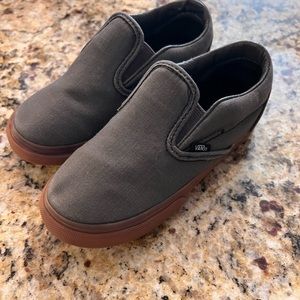 Toddler vans slip on